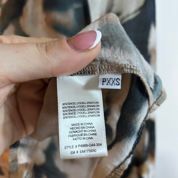 Anthropologie - Cloth & Stone “ Long Sleeve Peasant Henley” PXXS - Picture 5 of 5